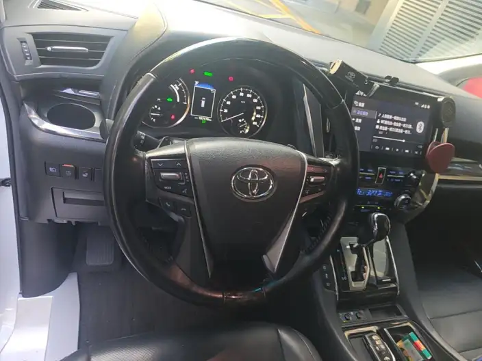 Vellfire 2021 Model Toyota Crown Hybrid 2.5L HV Deluxe Edition – фото 7