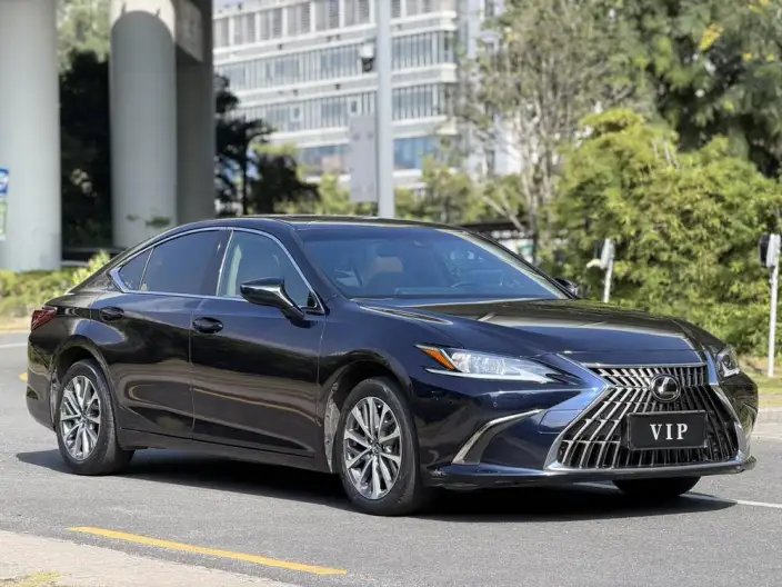 Lexus ES 2022 Model 200 Superior Edition – фото 3