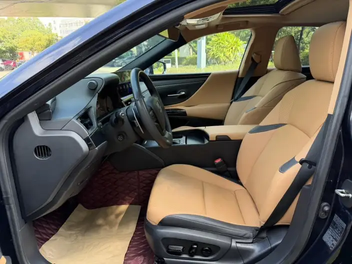 Lexus ES 2022 Model 200 Superior Edition – фото 8