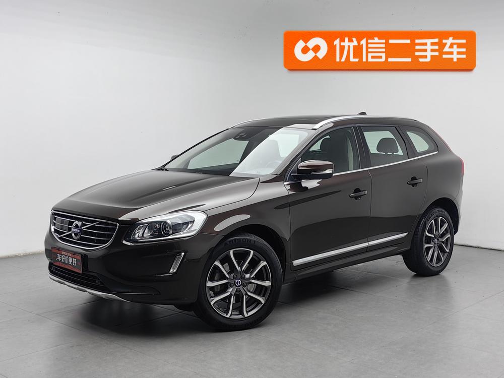 Volvo XC60 2017 T5 AWD Smart Range L Class Edition – фото 1