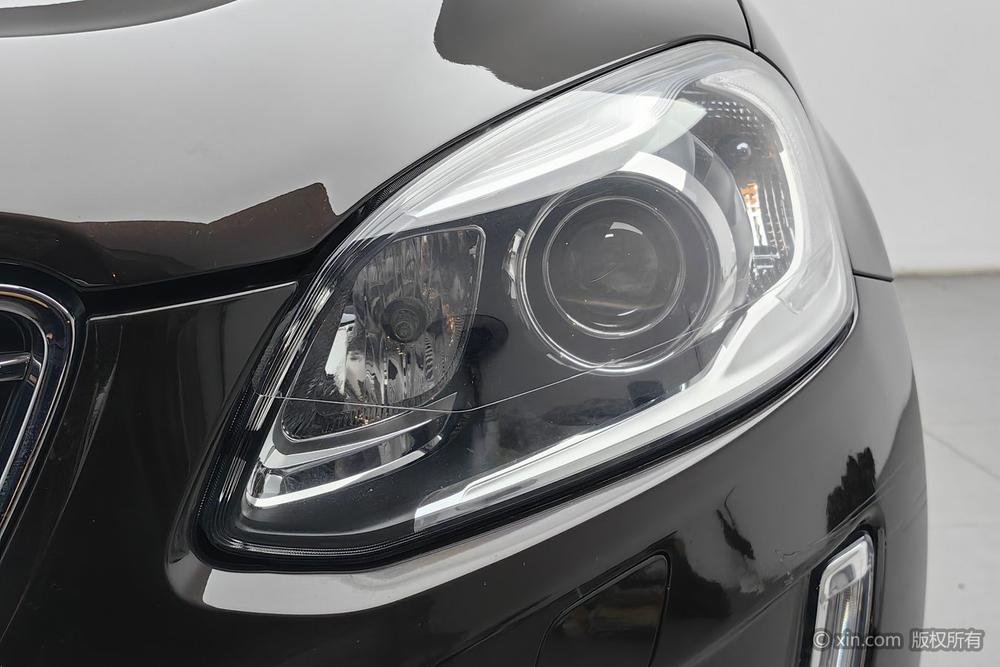 Volvo XC60 2017 T5 AWD Smart Range L Class Edition – фото 7