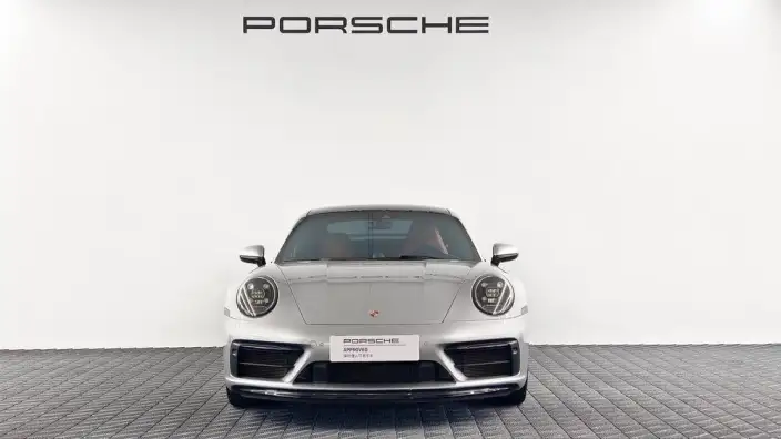 PORSCHE 911 2023 Model Carrera 3.0T – фото 2