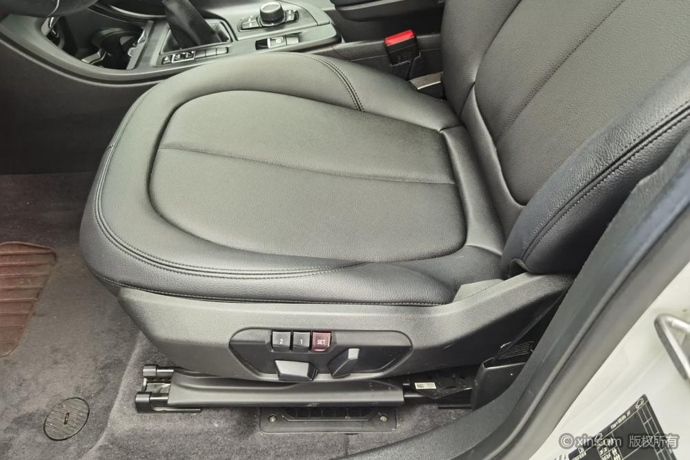 BMW X1 2018 sDrive18Li Style – фото 19