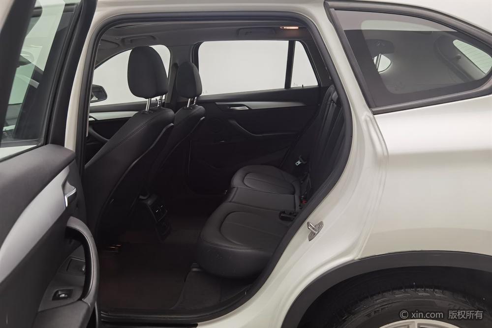 BMW X1 2018 sDrive18Li Style – фото 20