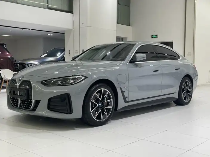 BMW i4 2023 Model eDrive35 – фото 1