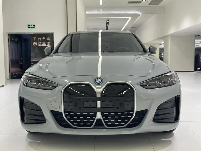 BMW i4 2023 Model eDrive35 – фото 2