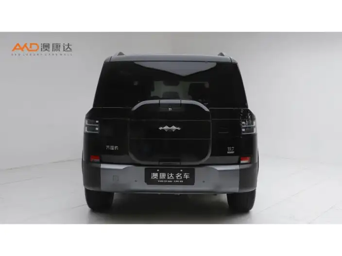 Titan 7 PHEV 2025 Model 190KM 4WD Max Edition