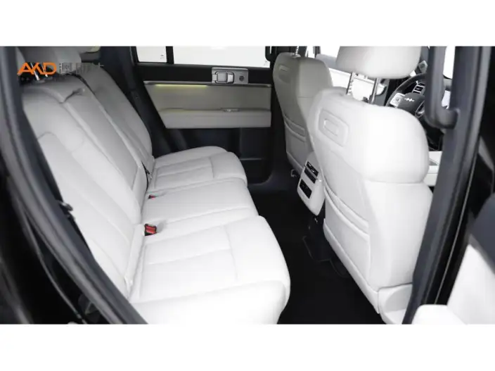 Titan 7 PHEV 2025 Model 190KM 4WD Max Edition – фото 8