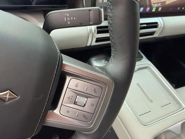 Titan 7 PHEV 2025 Model 190KM 4WD Max Edition – фото 10