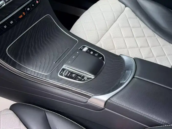 Mercedes-Benz GLC AMG 2020 Model AMG GLC 43 4MATIC – фото 6