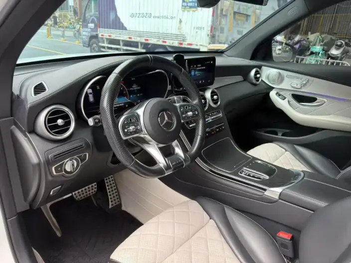 Mercedes-Benz GLC AMG 2020 Model AMG GLC 43 4MATIC – фото 7