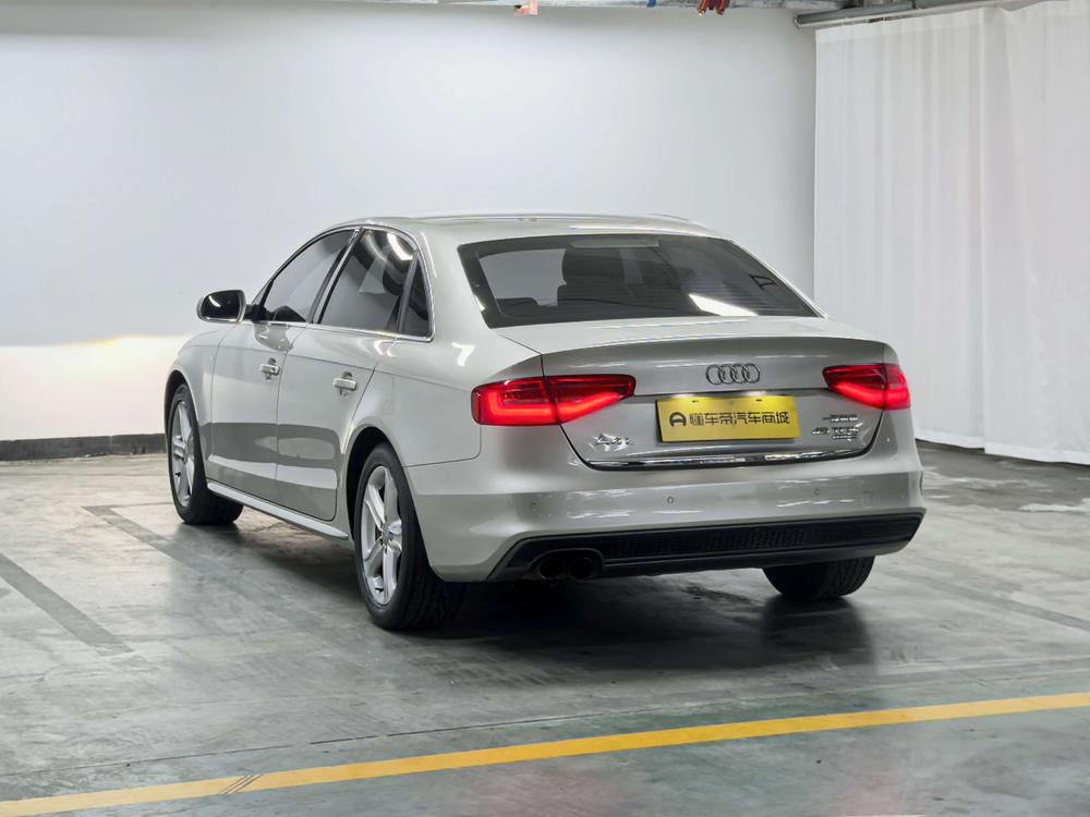 Audi A4L 2015 45 TFSI quattro Individual Sport – фото 5