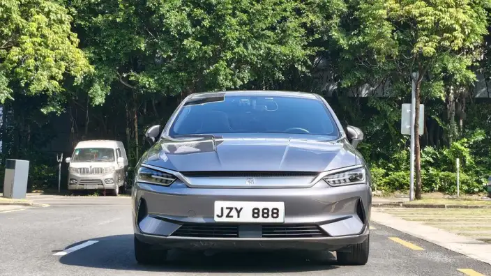 Qin Plus EV 2021 Model 500KM Luxury Model – фото 2