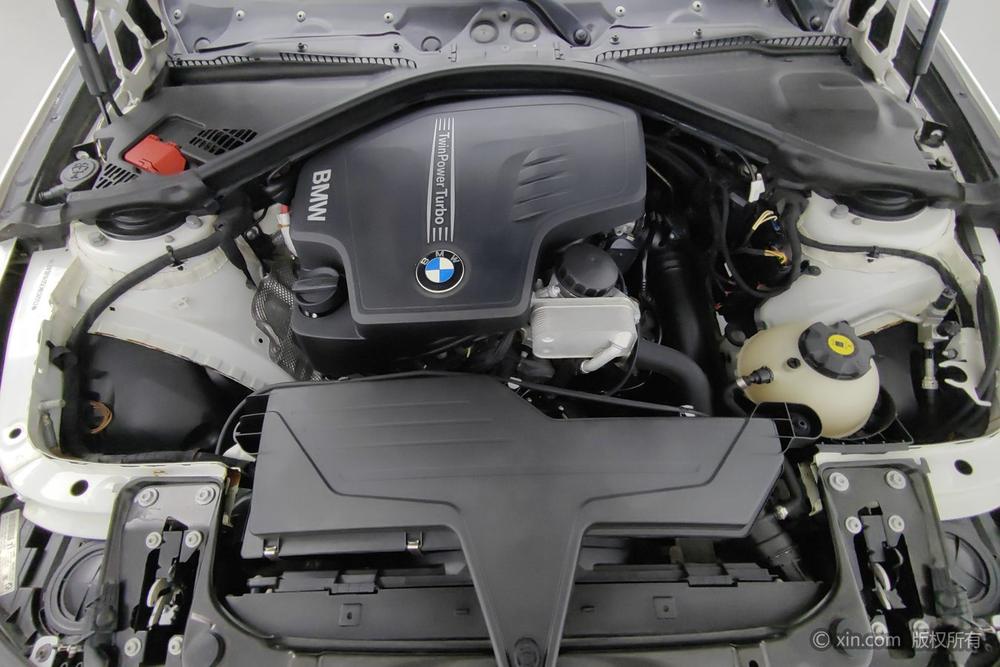 BMW 3 Series 2014 320i Dynamic – фото 6