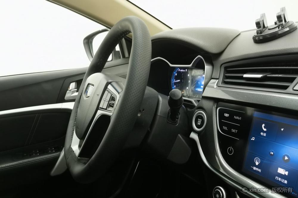 Geely Emgrand 2017 Sedan Millionth 1.5L Manual Upward – фото 13