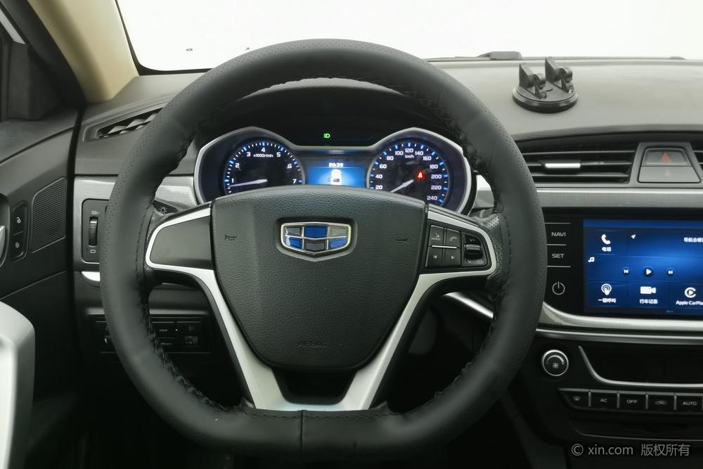 Geely Emgrand 2017 Sedan Millionth 1.5L Manual Upward – фото 15