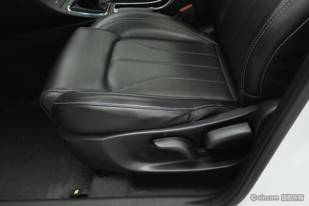 Geely Emgrand 2017 Sedan Millionth 1.5L Manual Upward – фото 19