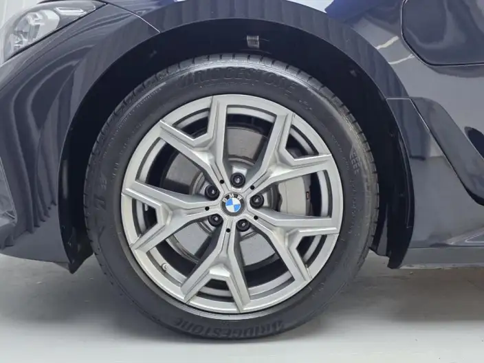 BMW i3 2026 Model Facelift eDrive35L – фото 7