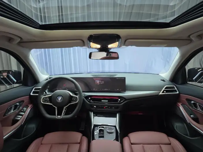 BMW i3 2026 Model Facelift eDrive35L – фото 9