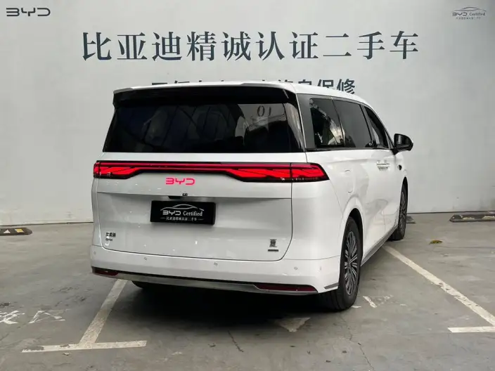 Xia 2025 Model DM-i 180KM Excellence Model – фото 5