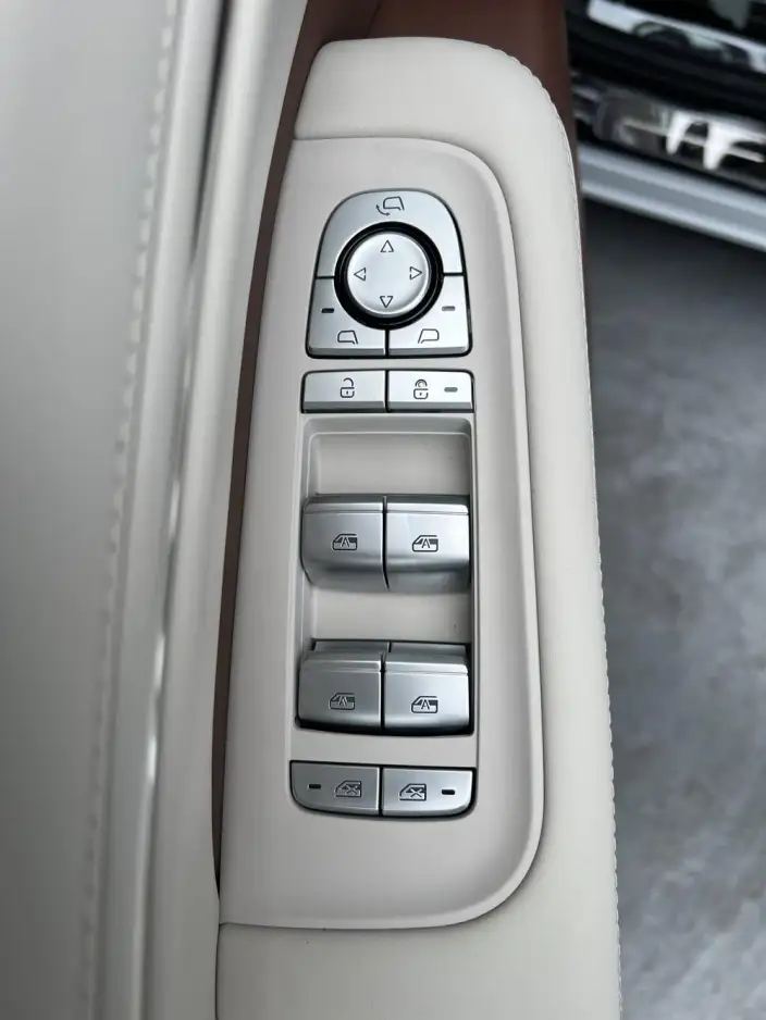Xia 2025 Model DM-i 180KM Excellence Model – фото 8