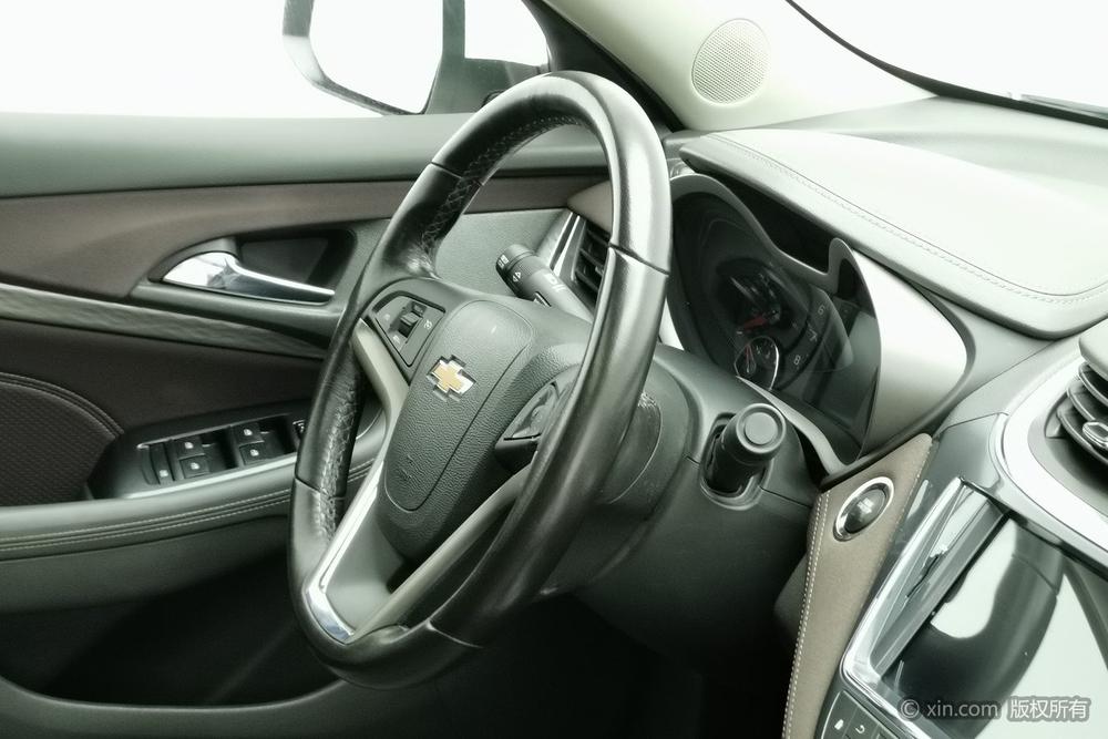 Chevrolet Malibu 2017 1.5T Automatic Luxury – фото 11