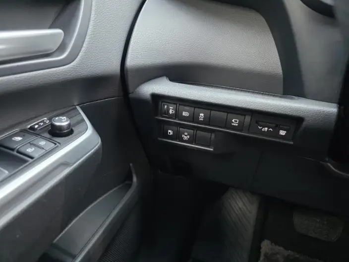 Toyota Sienna 2023 Model Hybrid 2.5L Premium Edition – фото 10