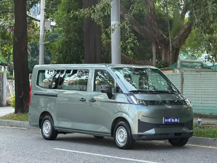 Yuancheng RemoteXingxiang V 2025 Model V7E Farizon Xuanwu 51.4kWh Smart Edition