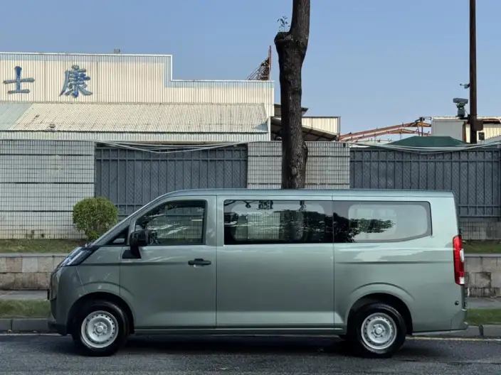 Yuancheng RemoteXingxiang V 2025 Model V7E Farizon Xuanwu 51.4kWh Smart Edition