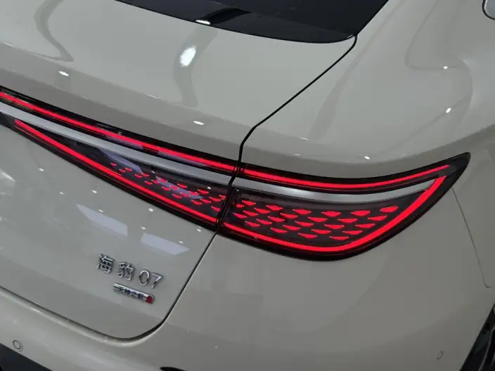 BYD Seal 07DM 2026 Model DM-i 230KM Flagship Model – фото 9
