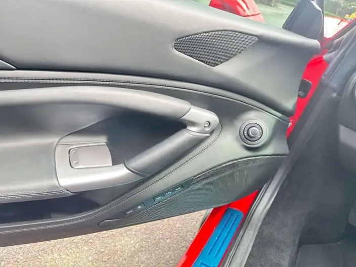 Ferrari F8 2019 Model Tributo 3.9T V8 – фото 10