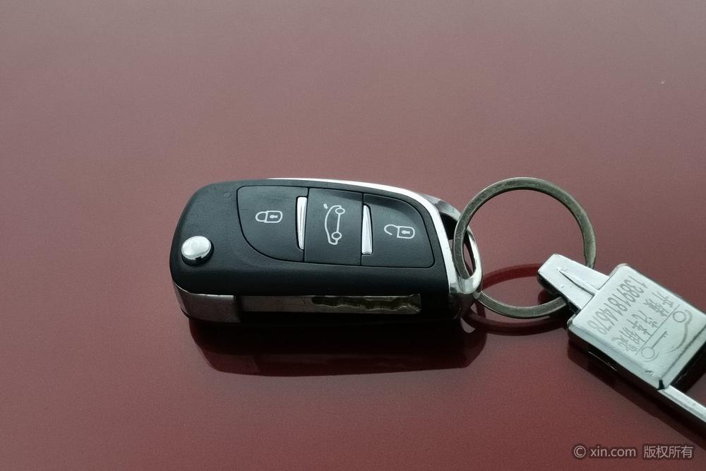 Chevrolet Cruze 2011 1.6L SL MT – фото 6