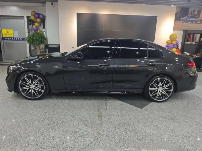 Mercedes-Benz C-Class AMG 2026 Model AMG C 43 4MATIC – фото 4