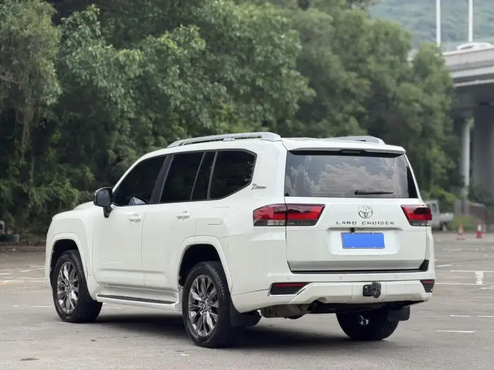 Land Cruiser （import 2022 Model 4.0L Automatic 4WD 7 seat Parallel Imported – фото 4