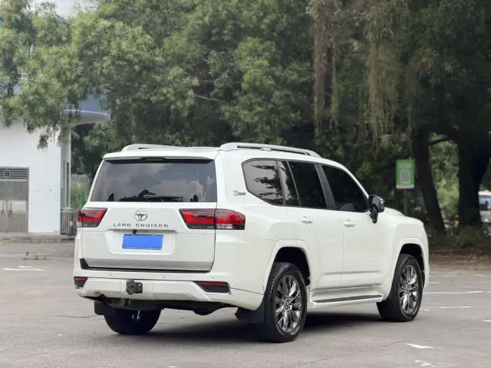 Land Cruiser （import 2022 Model 4.0L Automatic 4WD 7 seat Parallel Imported – фото 6