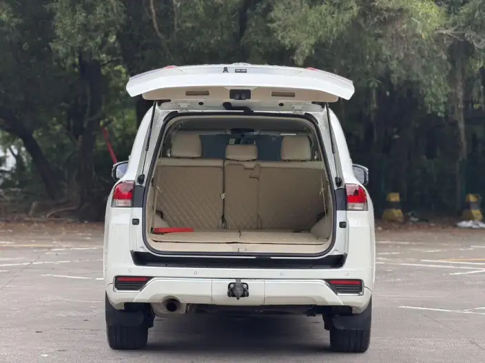 Land Cruiser （import 2022 Model 4.0L Automatic 4WD 7 seat Parallel Imported – фото 8