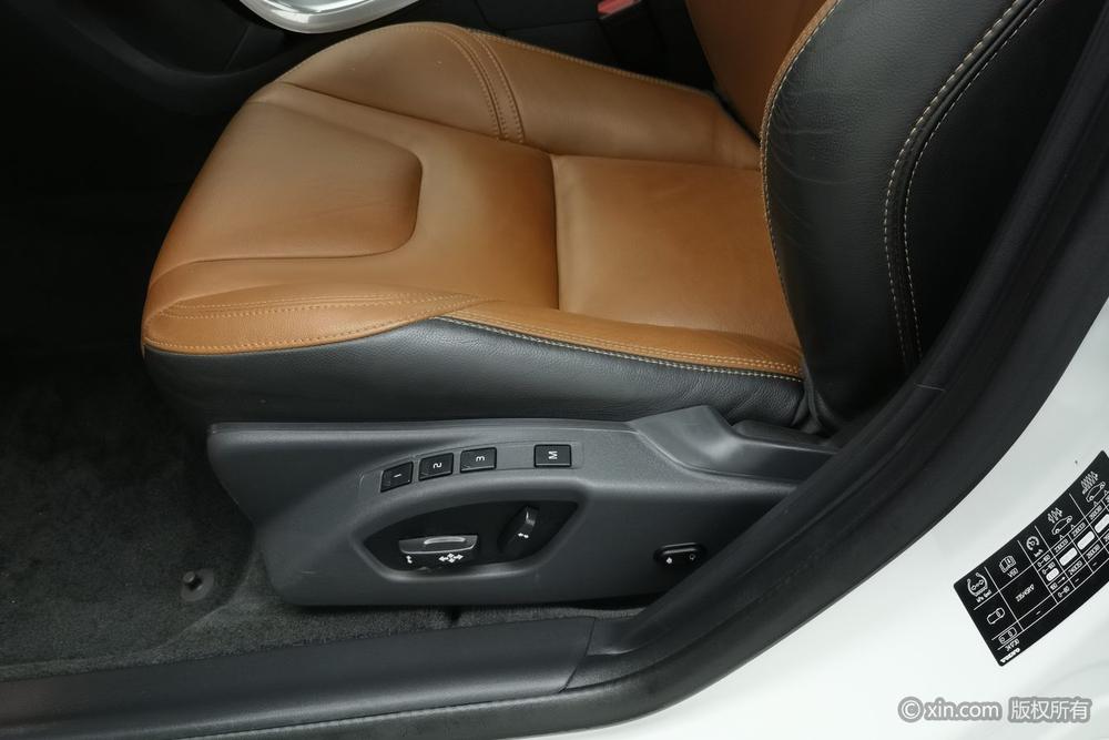 Volvo V60 2017 T5 Smart Elegance Edition National V – фото 18