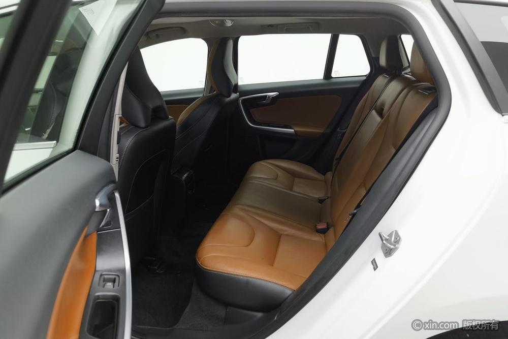 Volvo V60 2017 T5 Smart Elegance Edition National V – фото 19