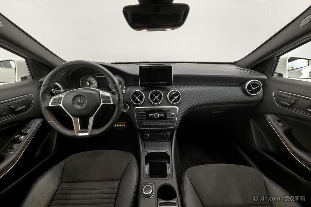 Mercedes-Benz A-Class импорт 2015 A 200 Sport Sport – фото 12