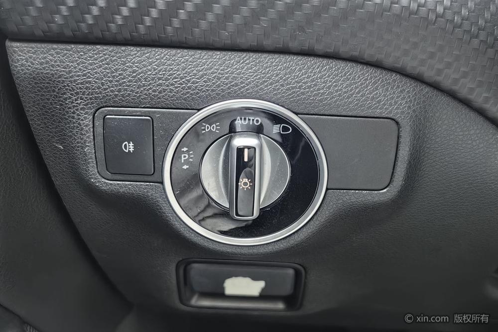 Mercedes-Benz A-Class импорт 2015 A 200 Sport Sport – фото 16