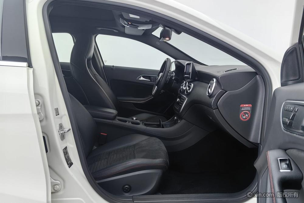 Mercedes-Benz A-Class импорт 2015 A 200 Sport Sport – фото 24