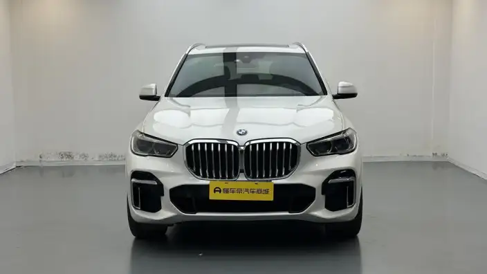 BMW X5 2022 Model xDrive 40Li M Sports Set – фото 2