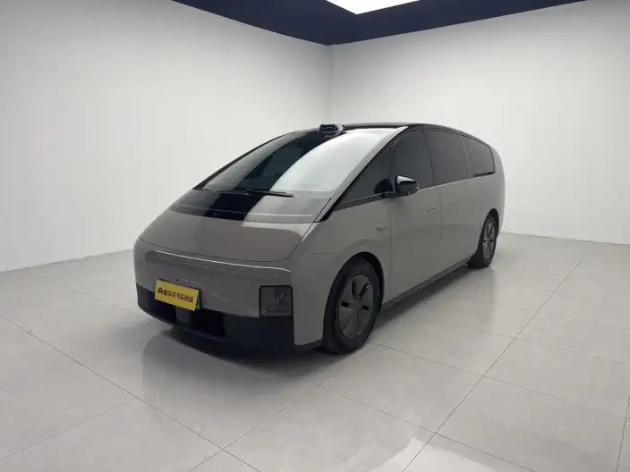 Li Auto MEGA 2024 Model Ultra Edition – фото 1