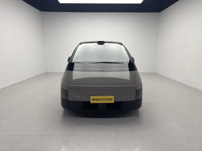 Li Auto MEGA 2024 Model Ultra Edition – фото 2