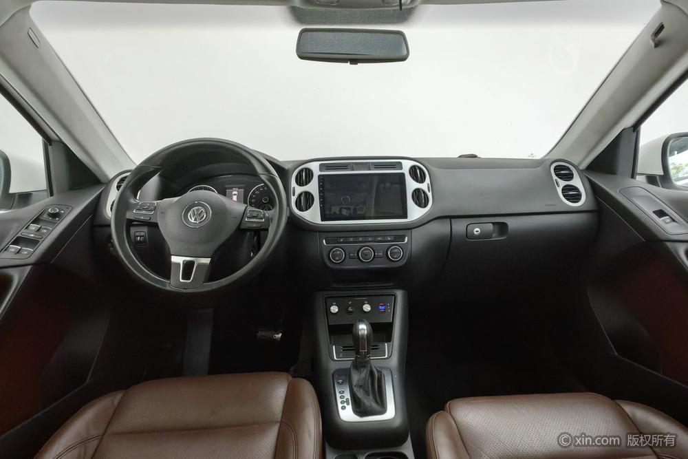 Volkswagen Tiguan 2013 1.8TSI Automatic 4WD Luxury – фото 11