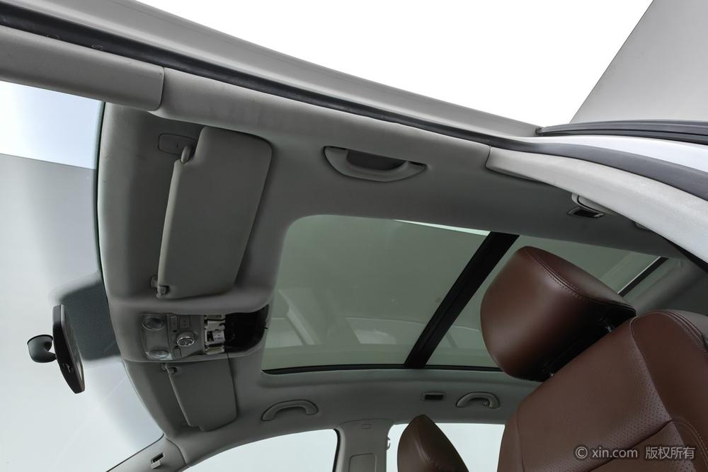 Volkswagen Tiguan 2013 1.8TSI Automatic 4WD Luxury – фото 19