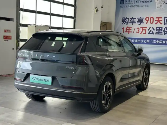 Volvo XC70 2026 Model 2WD Long Battery Life Pro Core – фото 6