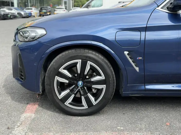 BMW iX3 2022 Model Leading Model – фото 8