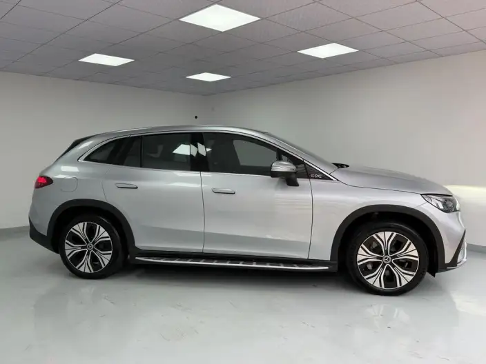 Mercedes-Benz EQE SUV 2023 Model EQE SUV 350 4MATIC Deluxe Edition – фото 5