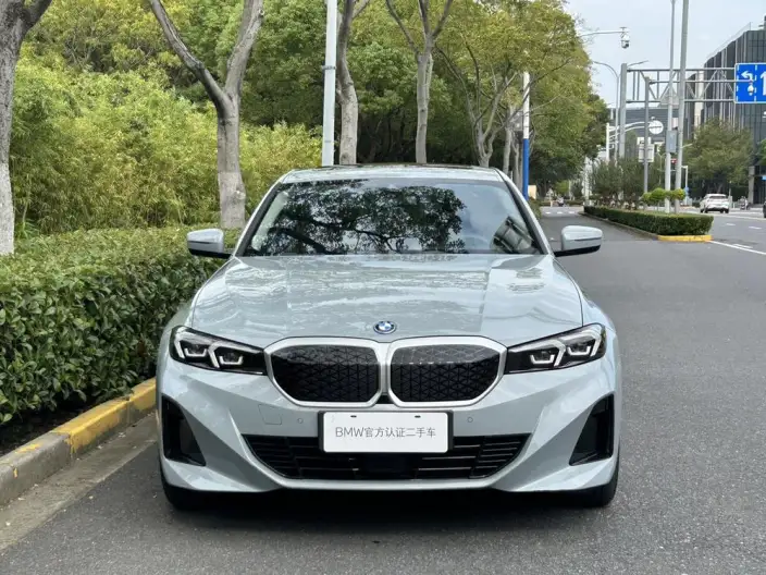 BMW i3 2025 Model eDrive35L – фото 2